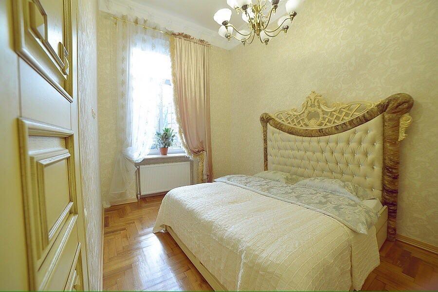 Goldenapartmentリヴィウ エクステリア 写真